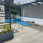 Akyarlarda Havuzlu Lueks *