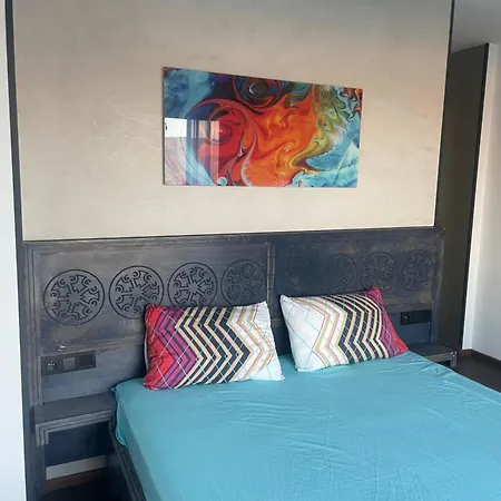 Havuzlu Ve Jakuzuli Lueks Bodrum