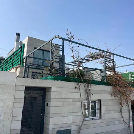 Vilă Akyarlarda Lueks Sueit *
